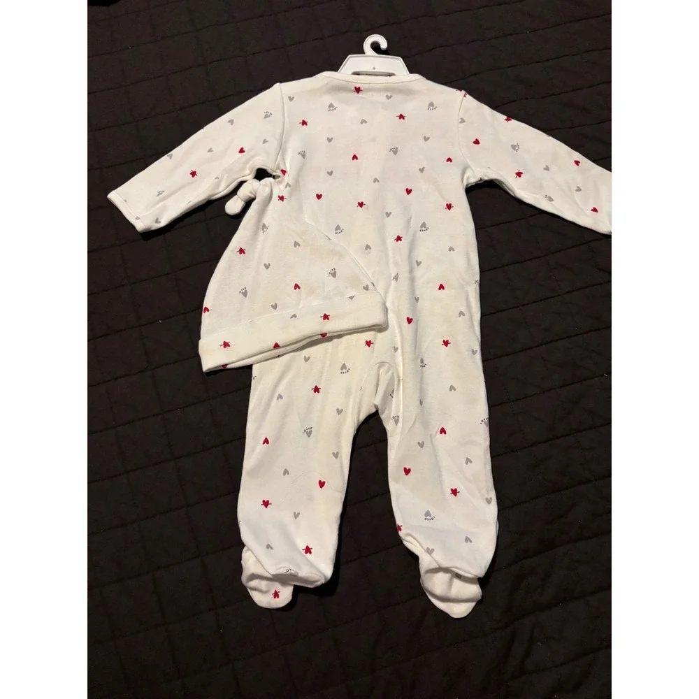 Just One You Carters Baby Little Valentine Heart Footed Sleeper Hat Set 9M NWT